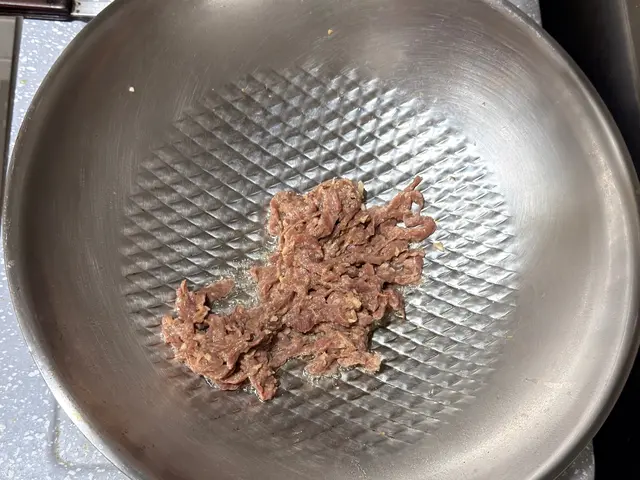 蔥爆牛肉 — $<T k="steps" /> 3