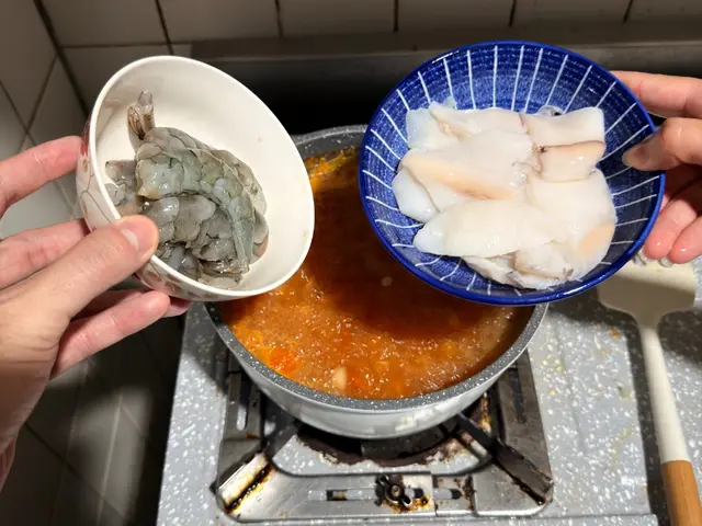 義式海鮮湯 — $<T k="steps" /> 14