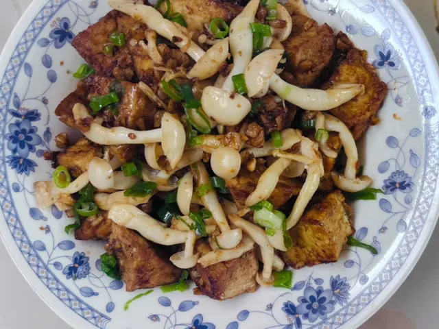 沙茶三角豆乾 — $<T k="steps" /> 4