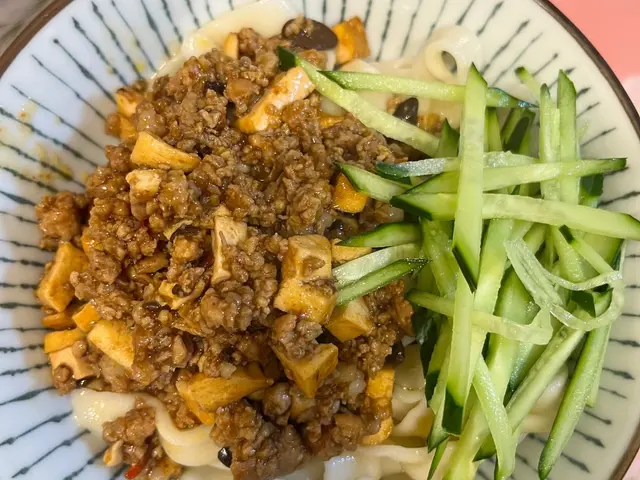 家常雜醬麵