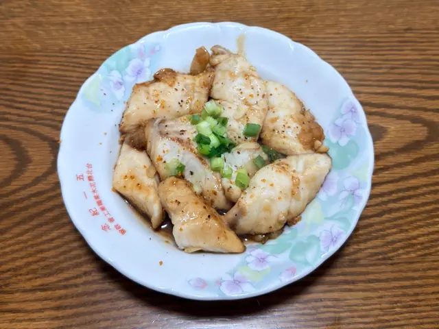 蒜味醬香鯛魚 — $<T k="steps" /> 6