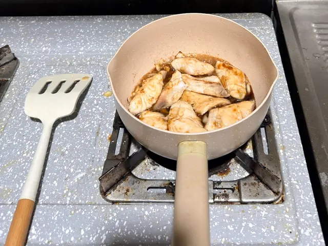 蒜味醬香鯛魚 — $<T k="steps" /> 4