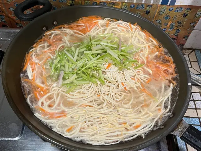 涼拌干絲 — $<T k="steps" /> 6