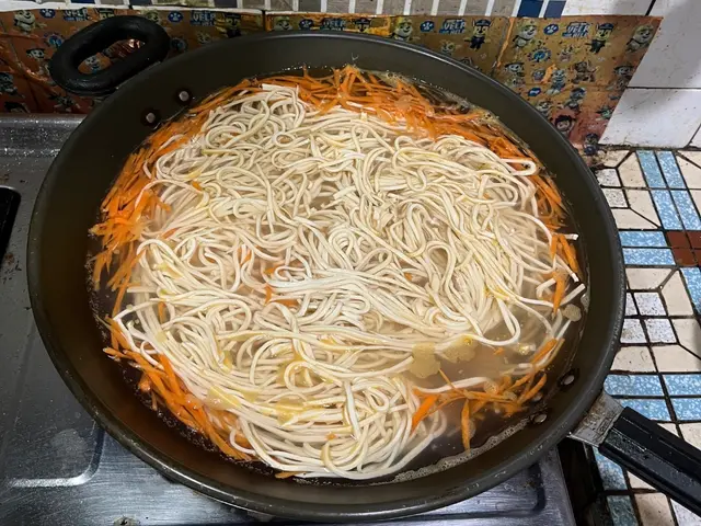 涼拌干絲 — $<T k="steps" /> 4
