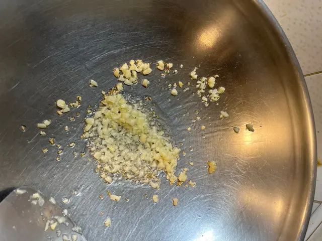 番茄肉醬義大利麵 — $<T k="steps" /> 2