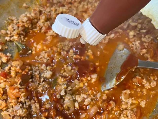 番茄肉醬義大利麵 — $<T k="steps" /> 5