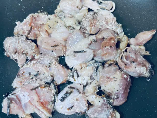 健康日式鹽昆布煎腿肉 — $<T k="steps" /> 4