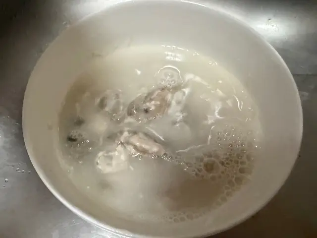 經典台式蚵仔酥 — $<T k="steps" /> 3