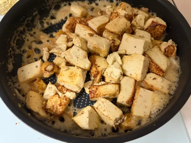 家常金沙豆腐（雞蛋豆腐版本） — $<T k="steps" /> 10