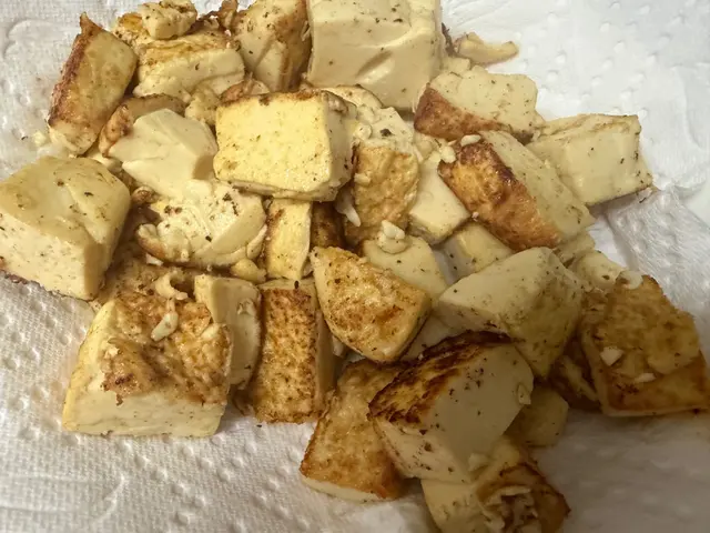 家常金沙豆腐（雞蛋豆腐版本） — $<T k="steps" /> 5
